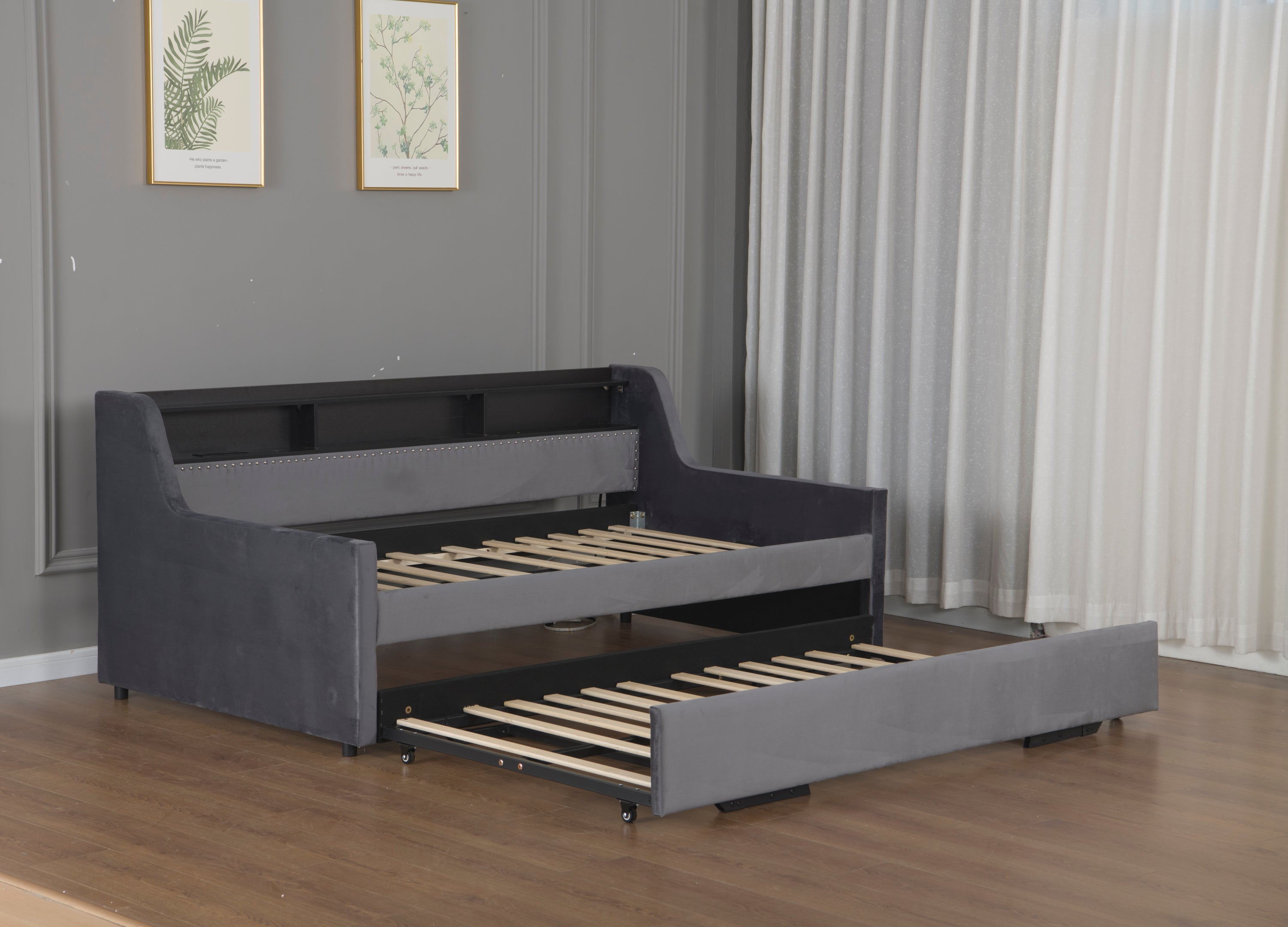 Twin Size Daybed with Trundle