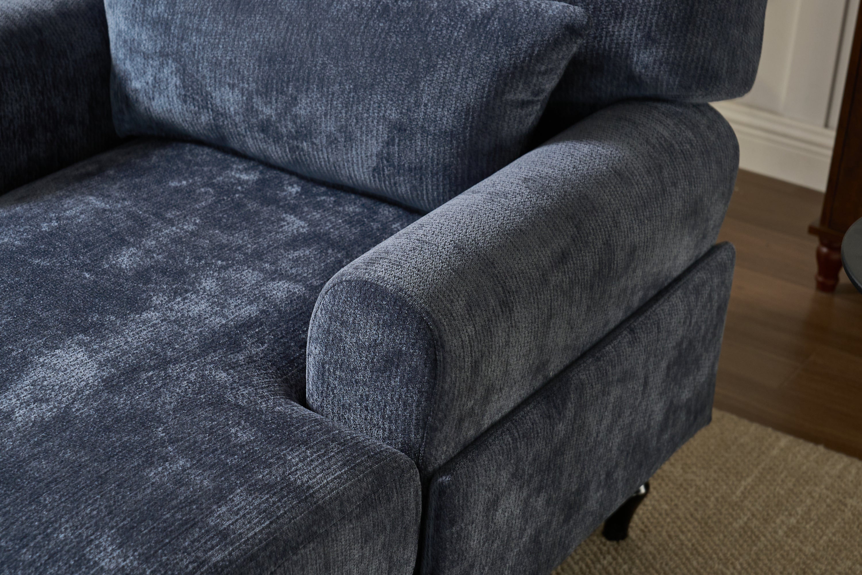 Modern Upholstered Indoor Leisure Sofa Chair