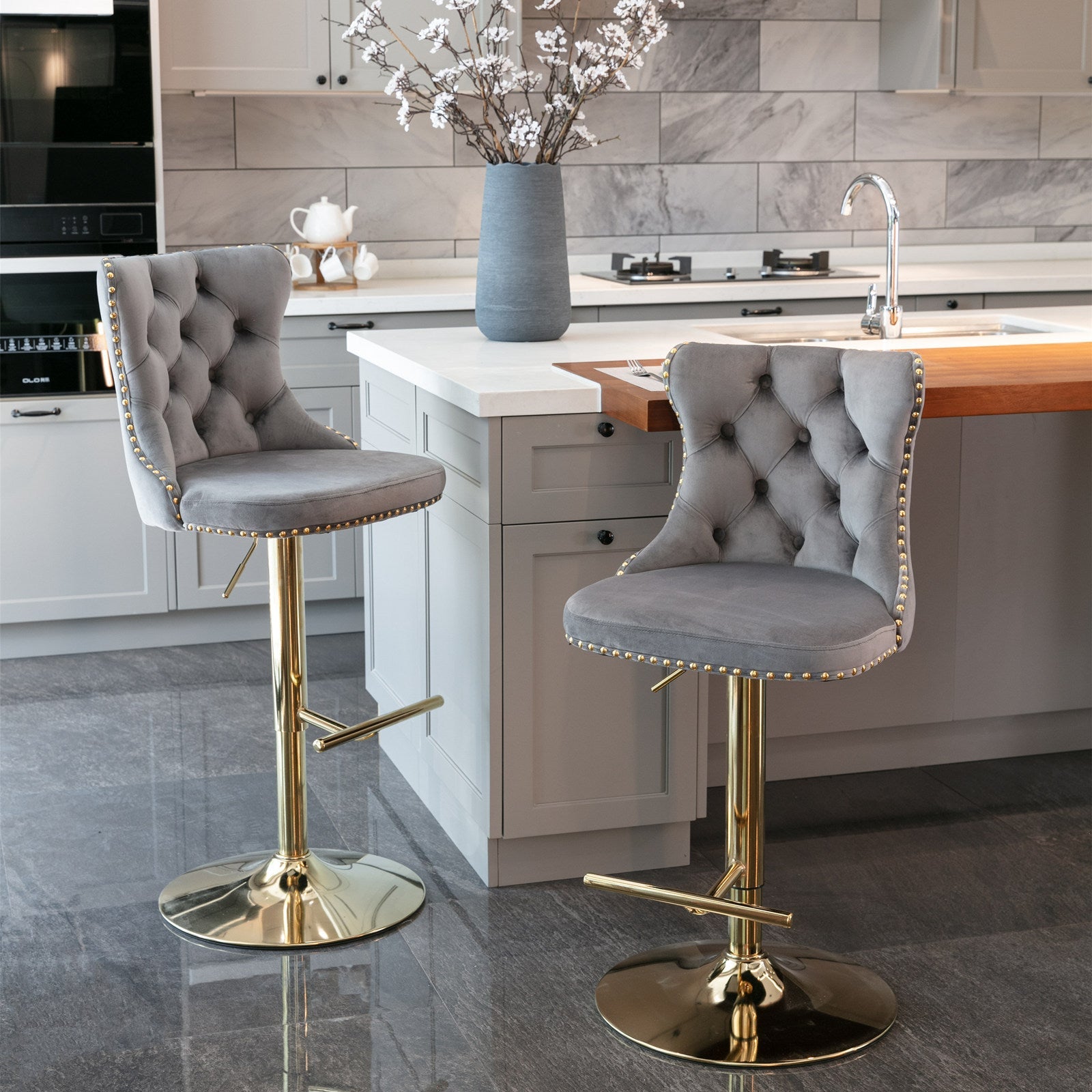 Modern Golden Swivel Velvet Barstools（Set of 2）