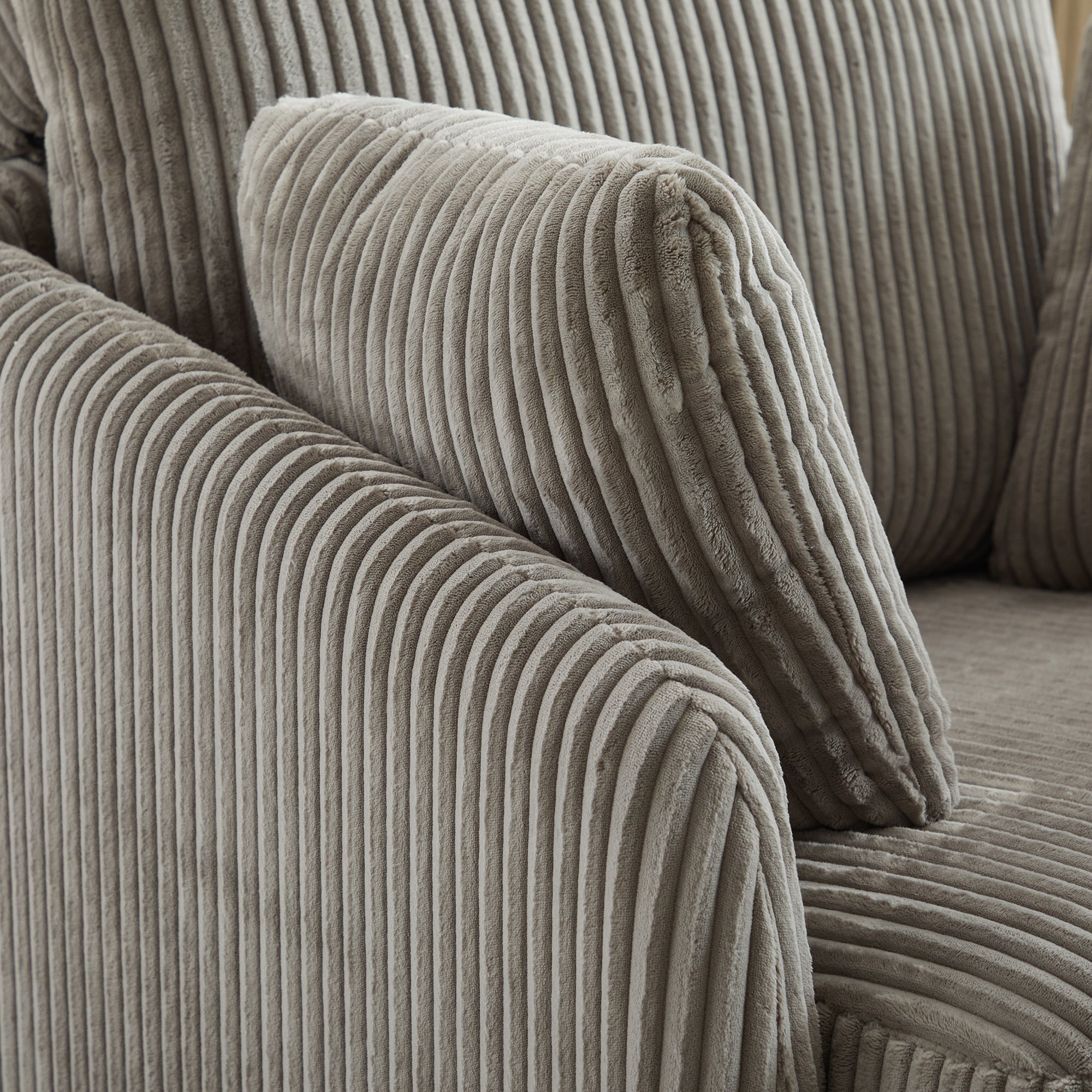 40.55'W Swivel Accent Sofa Chair with 2 Thorw Pillows