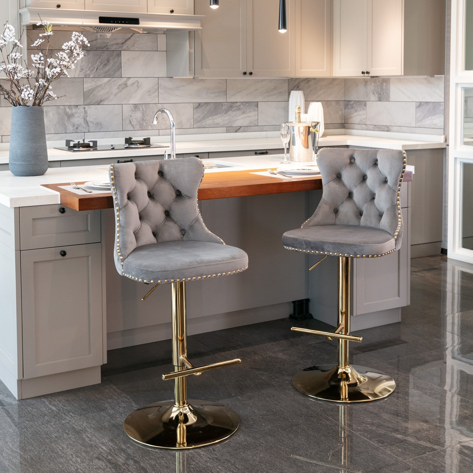 Modern Golden Swivel Velvet Barstools（Set of 2）