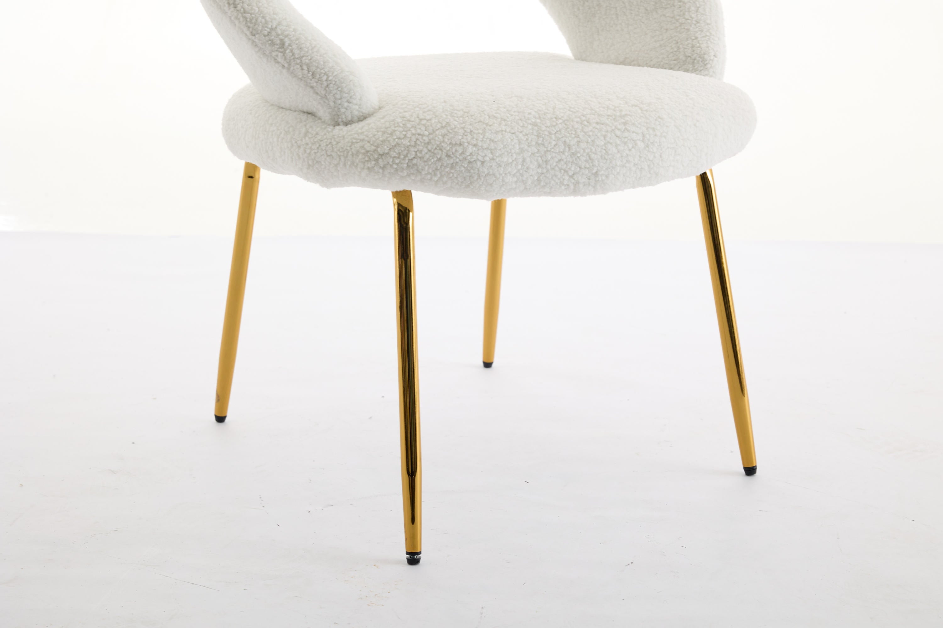 Velvet/Teddy Fabric Dining Chairs with Curved Backrest