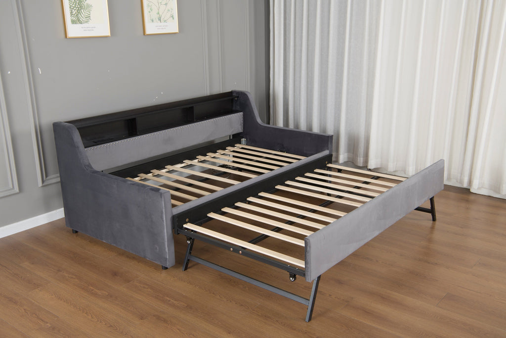 Twin Size Daybed with Trundle