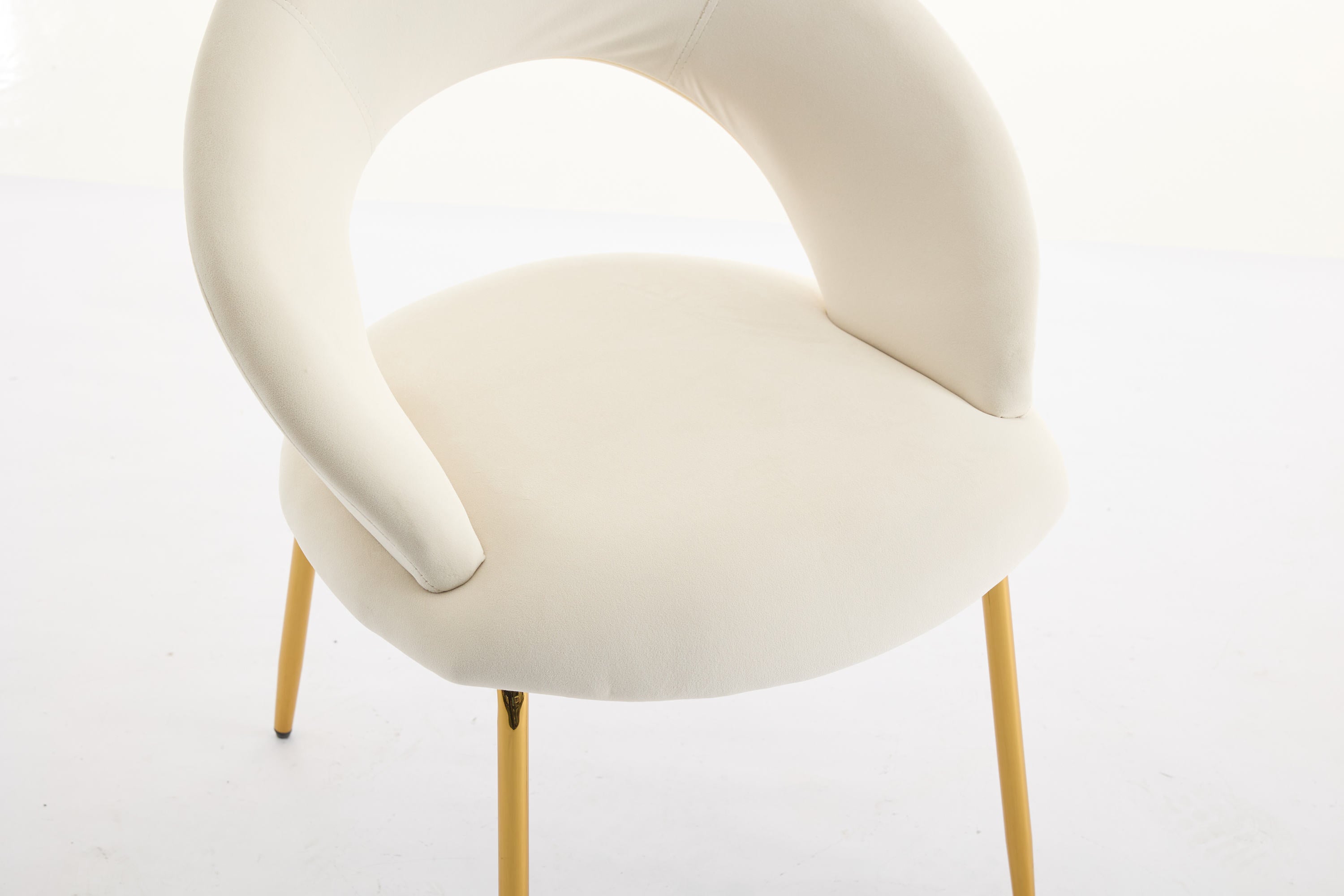 Velvet/Teddy Fabric Dining Chairs with Curved Backrest