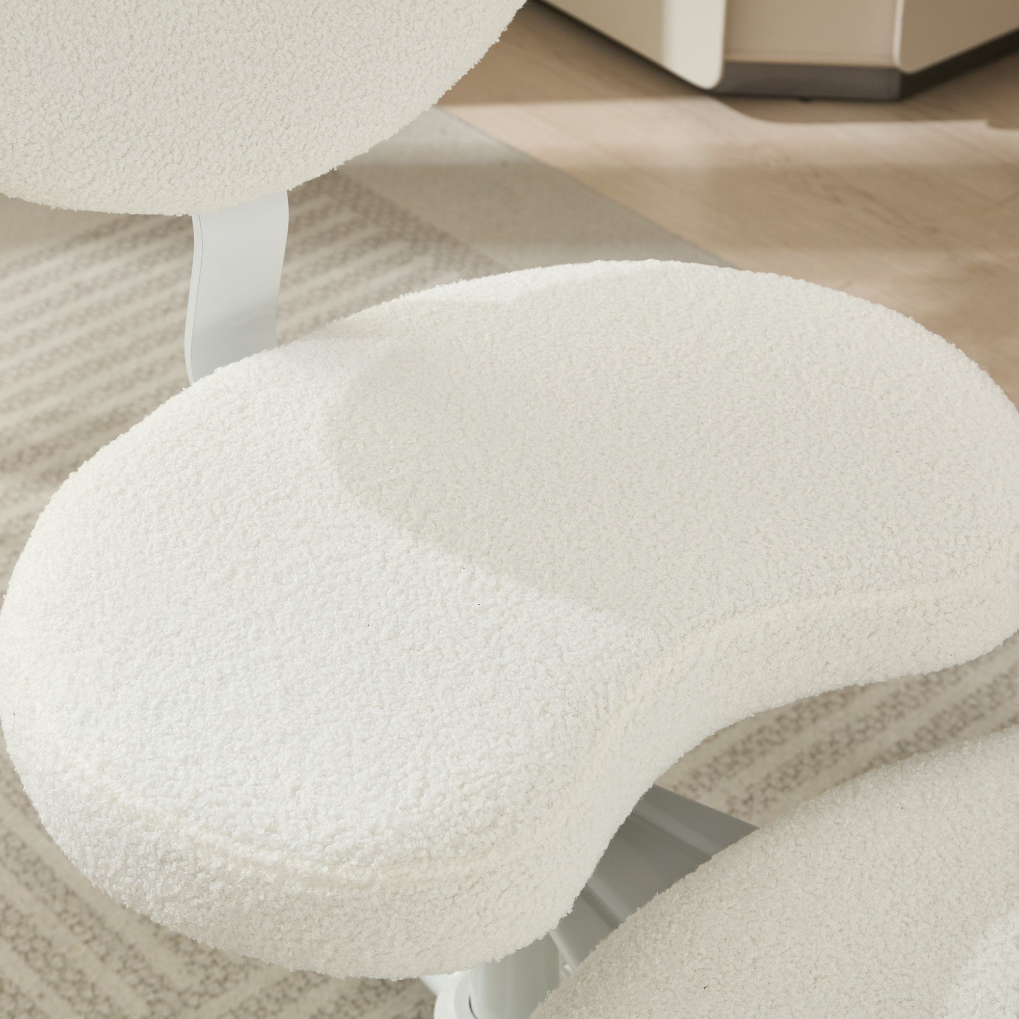 Teddy Meditation Cross Legged Chair with Wheels