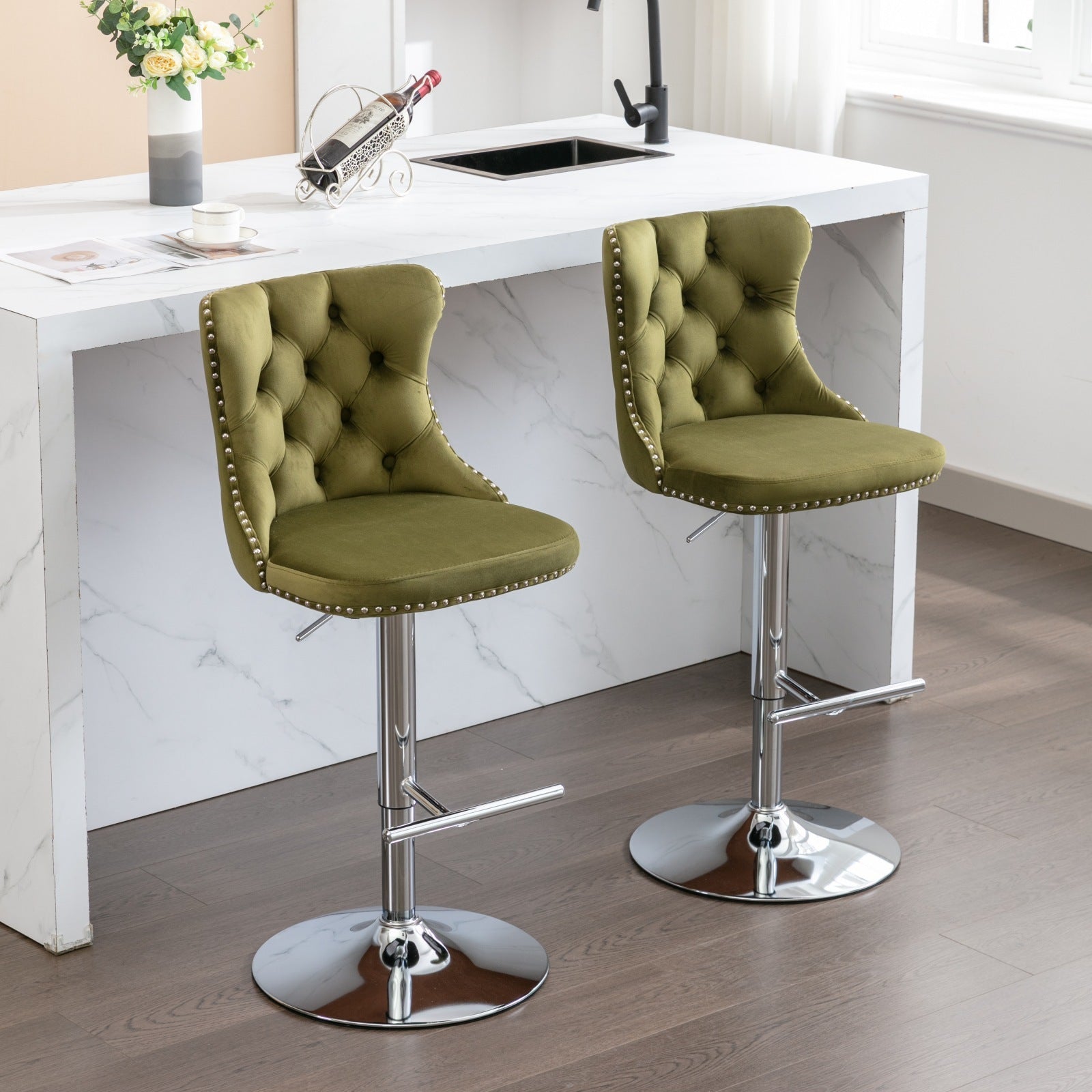 25-33 Inch Modern Velvet Swivel Barstools (Set of 2)