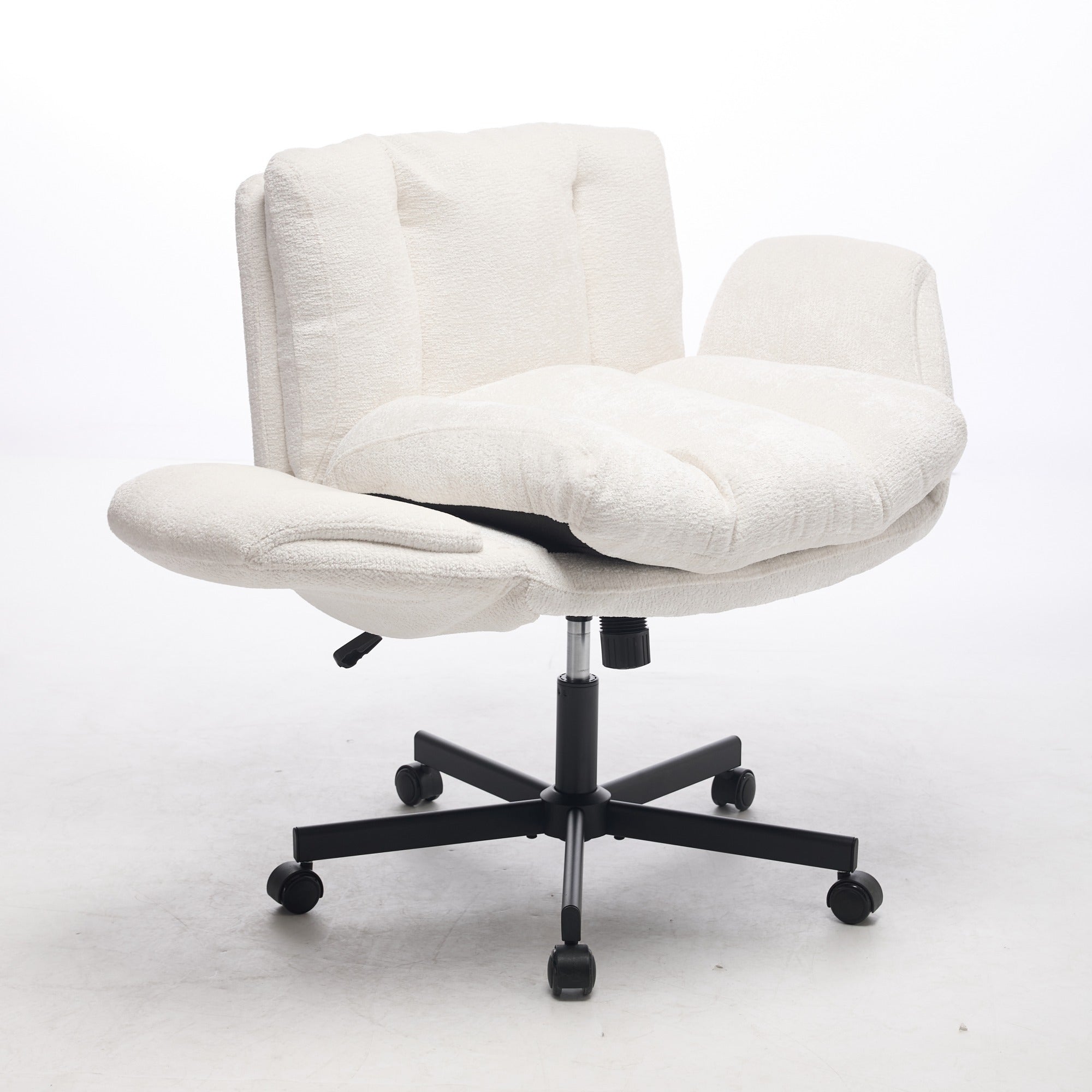 Pet Friendly Swivel Office Chair Adjustable Height Double Cushioned