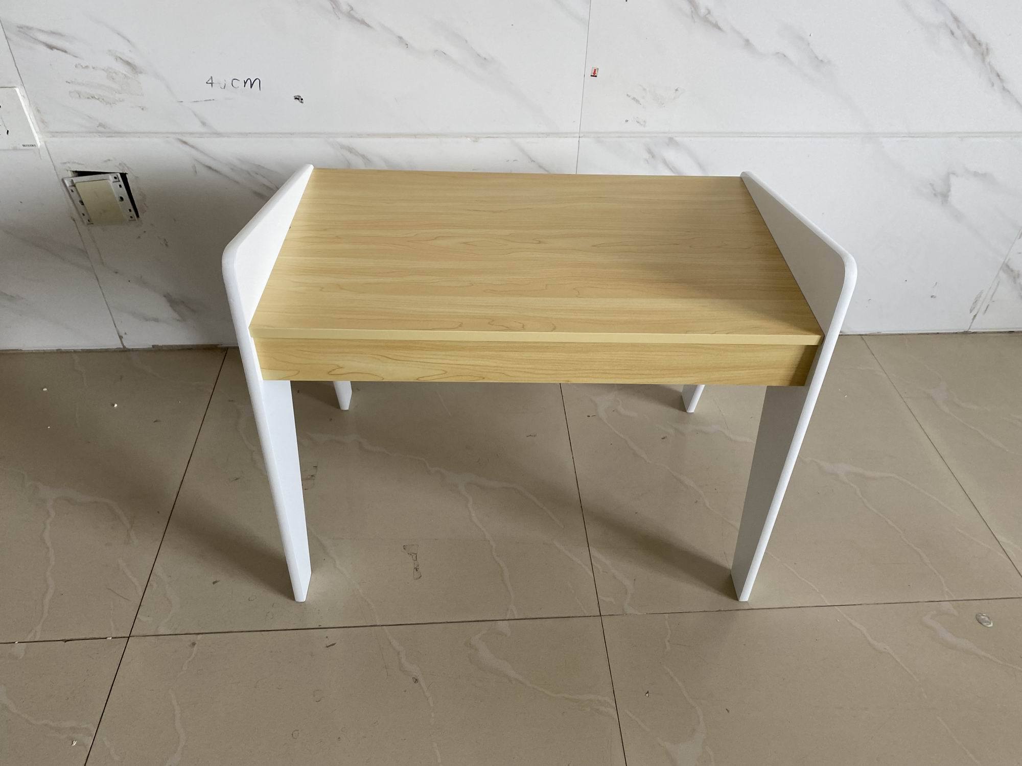 Kids Wooden Table Set with One Chair