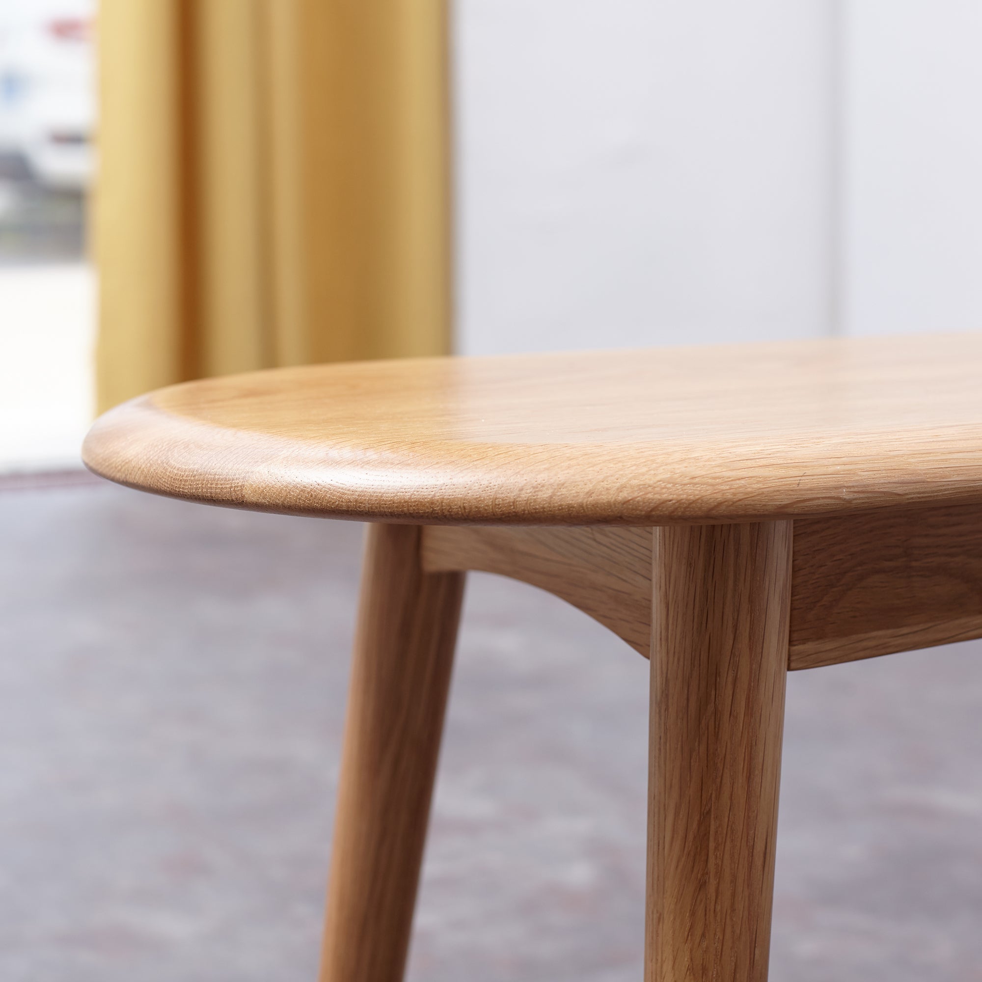 Natural Oak Wood Dining Bench Table Bench with Half-Round Design