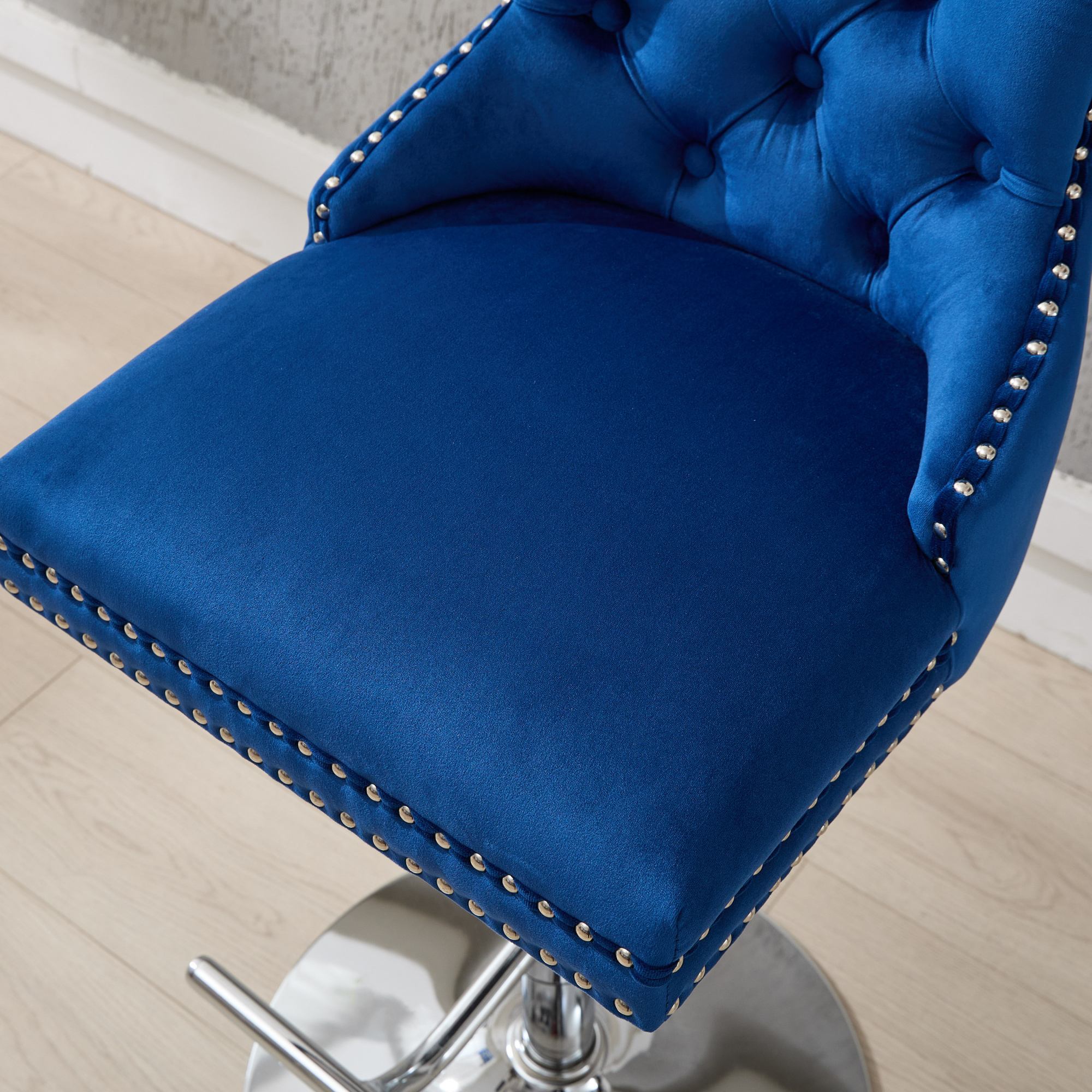 Modern Upholstered Swivel Velvet Barstools (Set of 2)