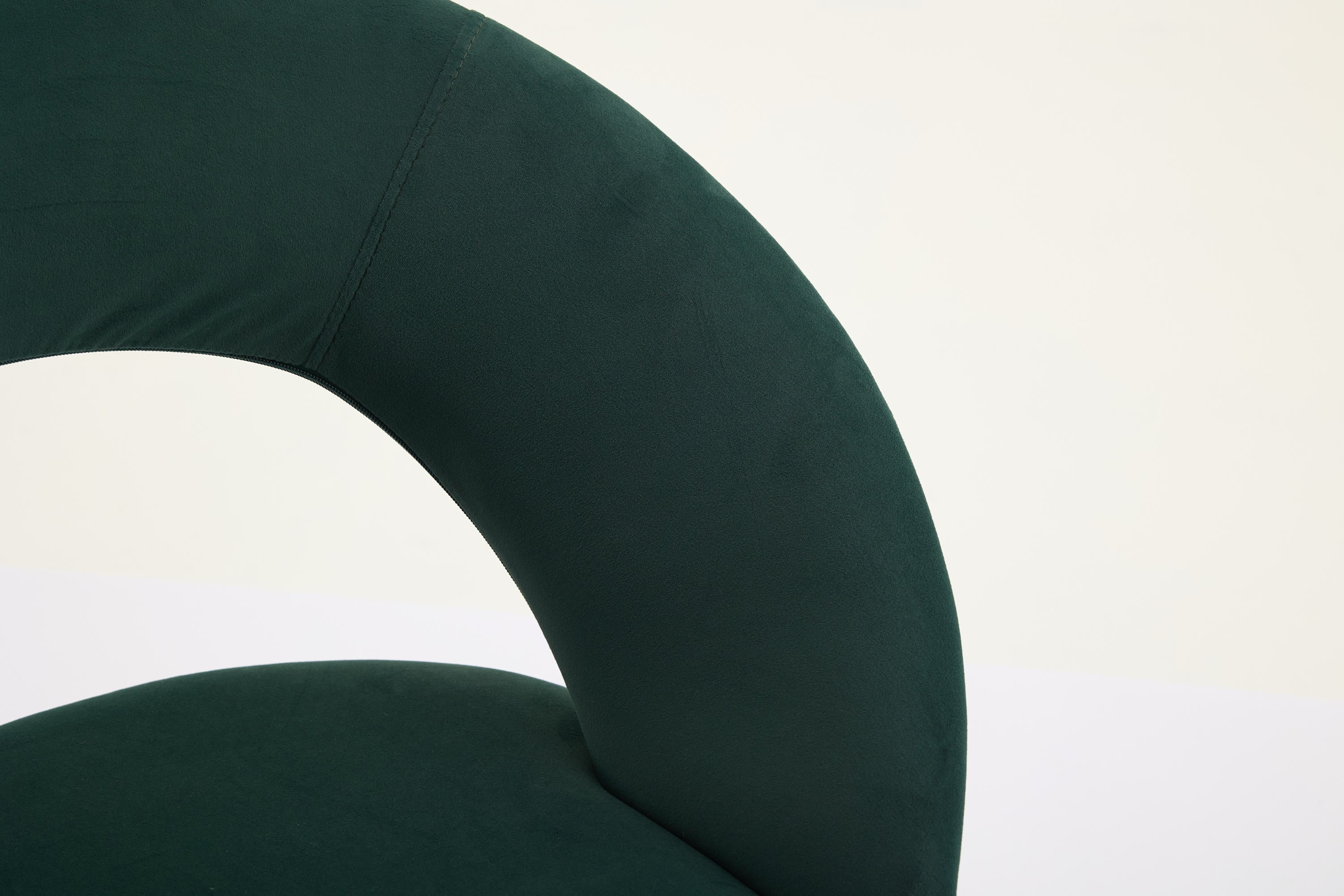 Velvet/Teddy Fabric Dining Chairs with Curved Backrest