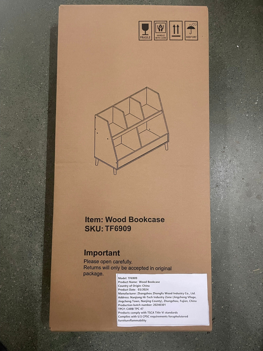 Modern Kids Bookshelf and Toy Organizer with White MDF and Pine Legs