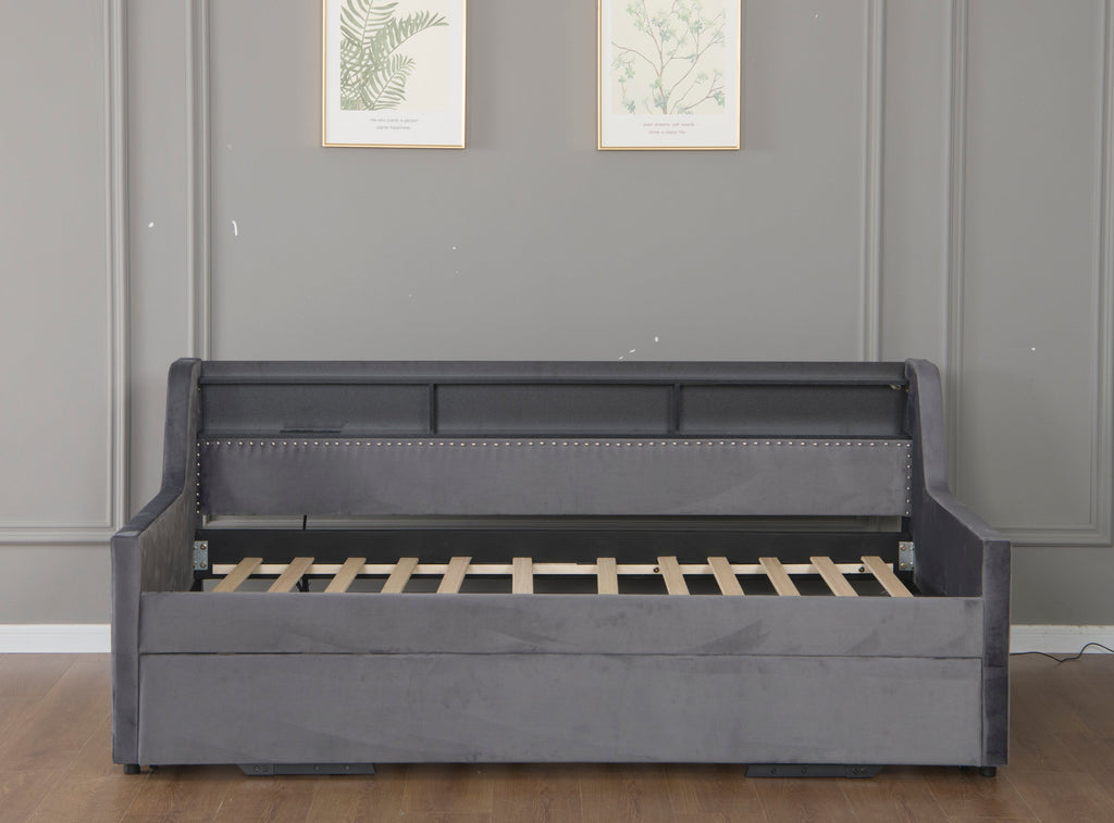 Twin Size Daybed with Trundle