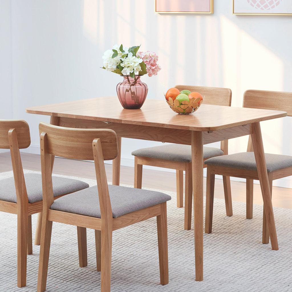 Natural Solid Oak Telescopic Dining Table for 6-8 People
