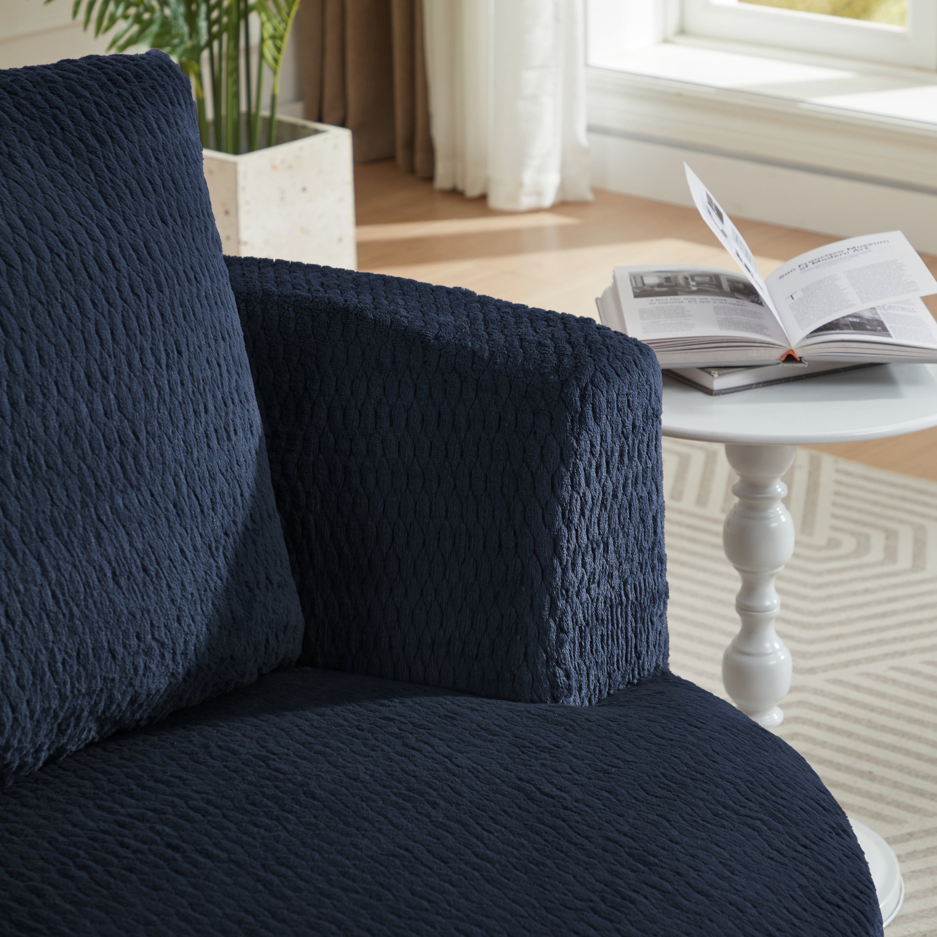 360° Swivel Compressible Accent Chair