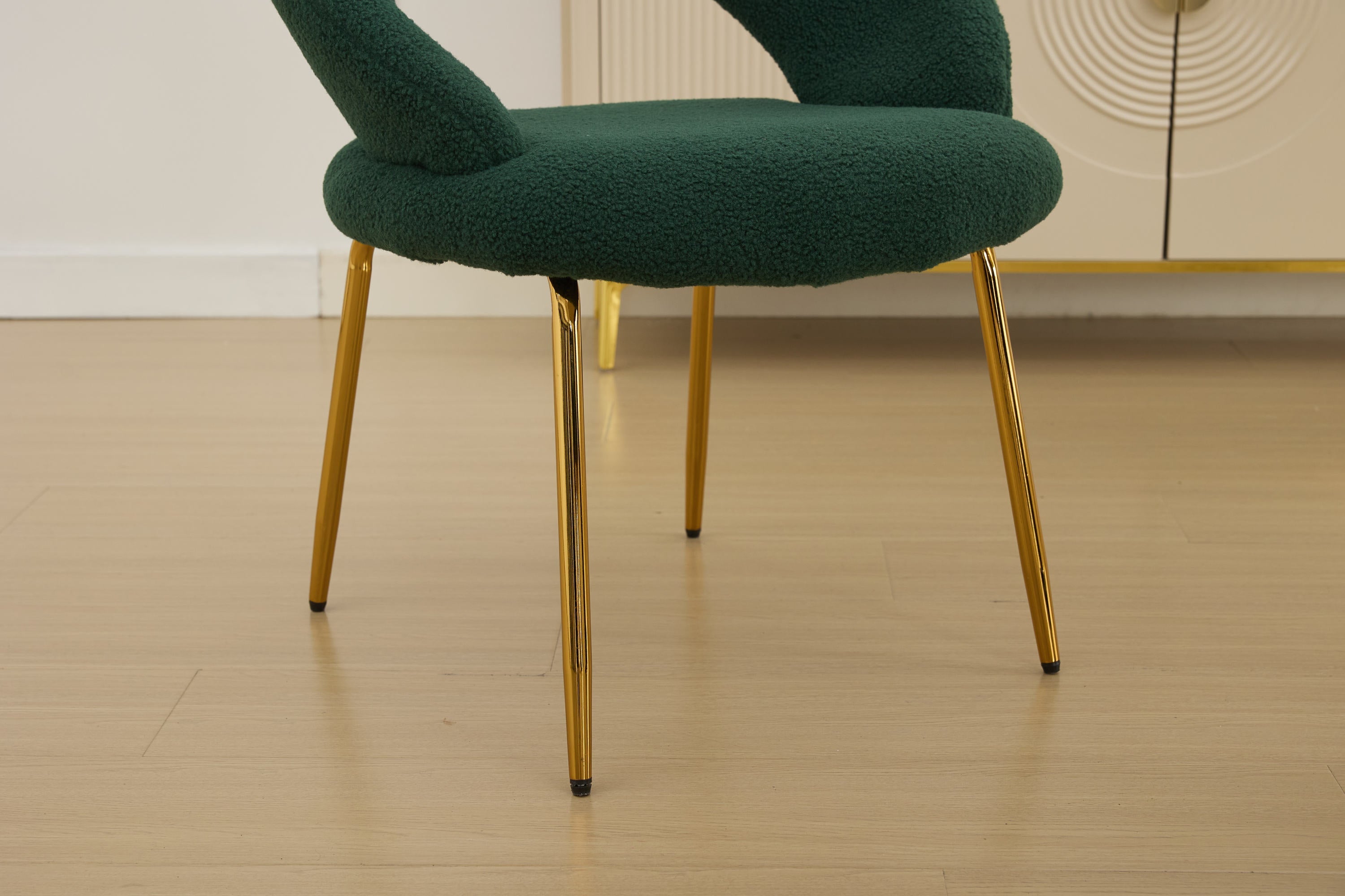 Velvet/Teddy Fabric Dining Chairs with Curved Backrest