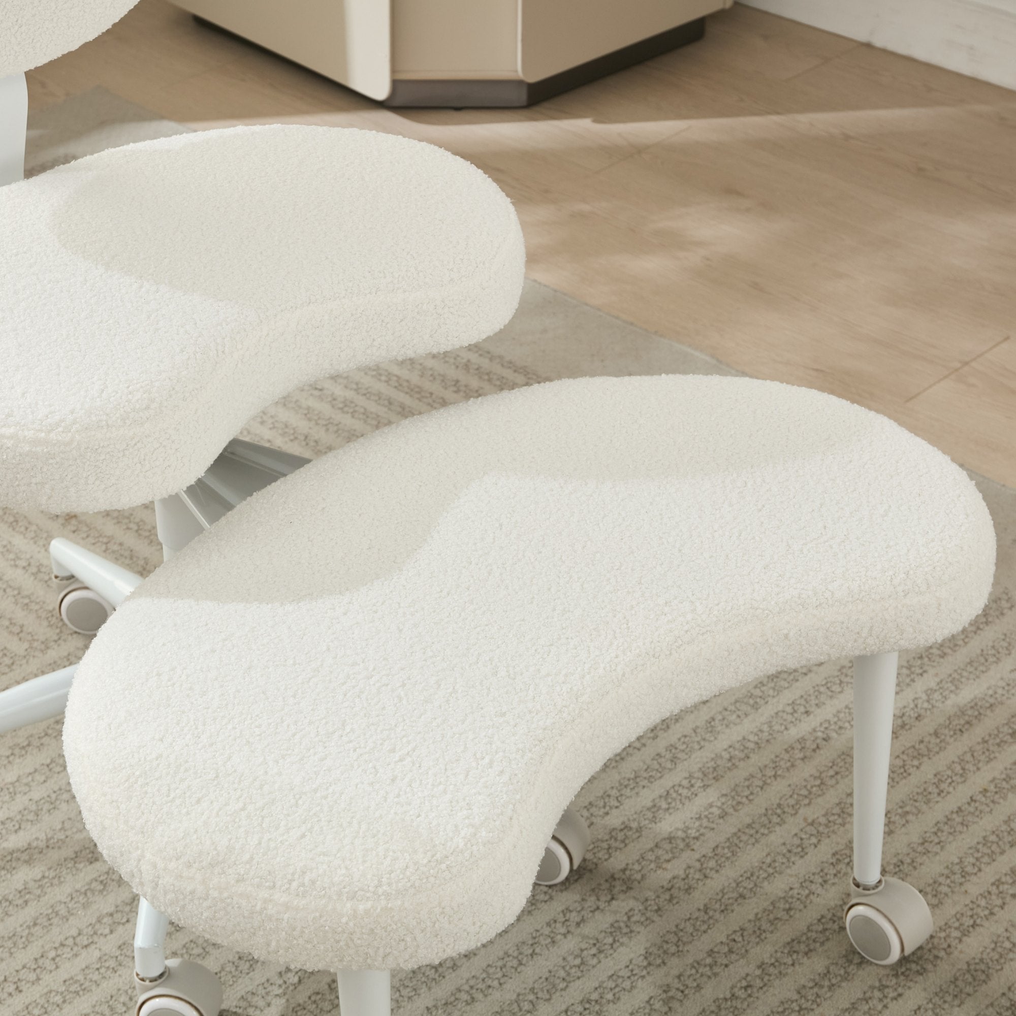 Teddy Meditation Cross Legged Chair with Wheels