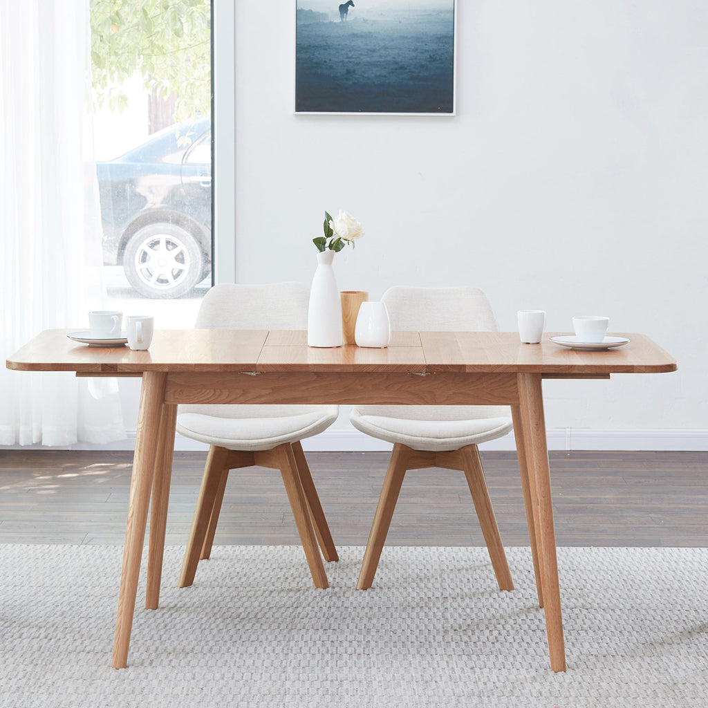 Natural Solid Oak Telescopic Dining Table for 6-8 People