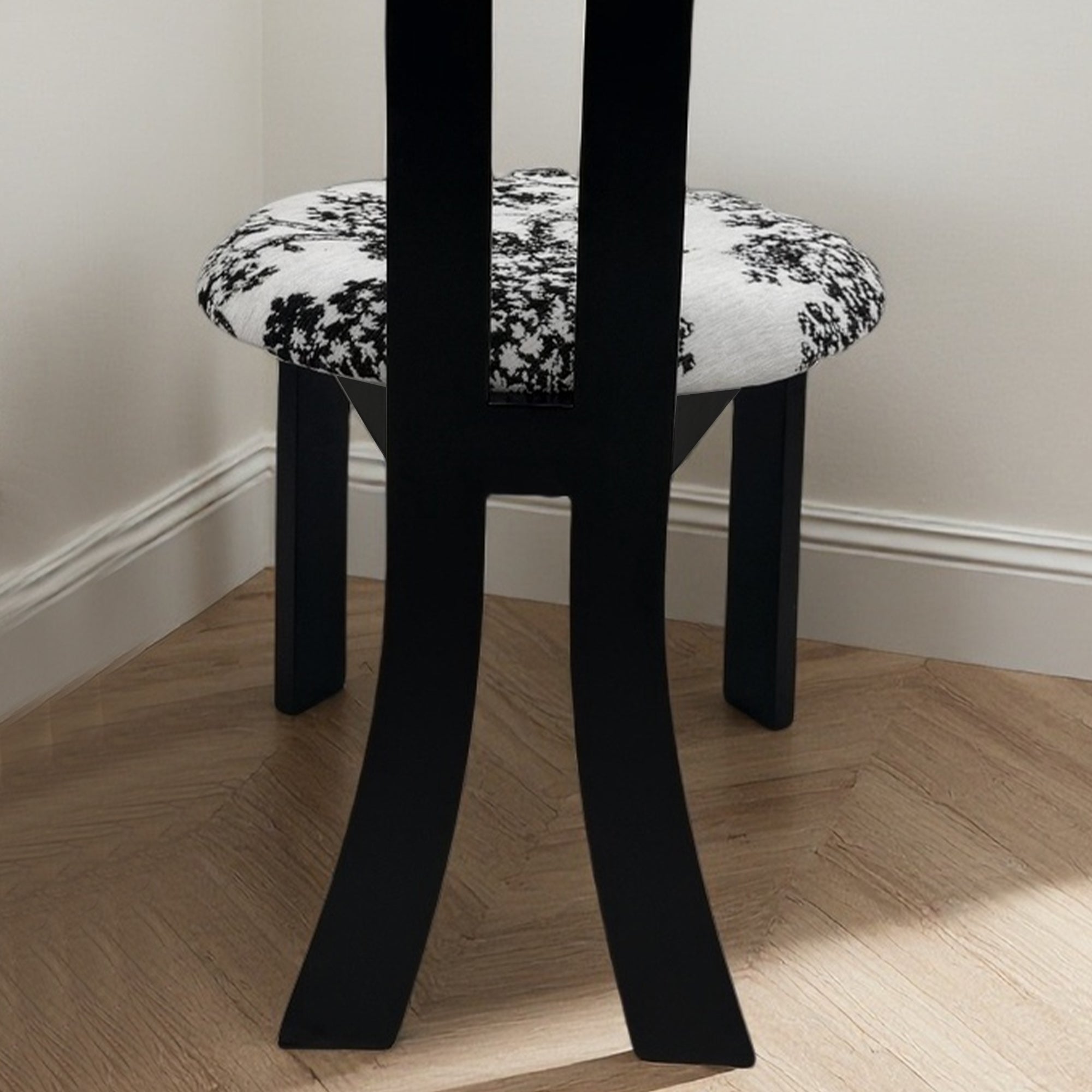 Key-Design Linen Upholstered Dining Chairs (Set of 2)