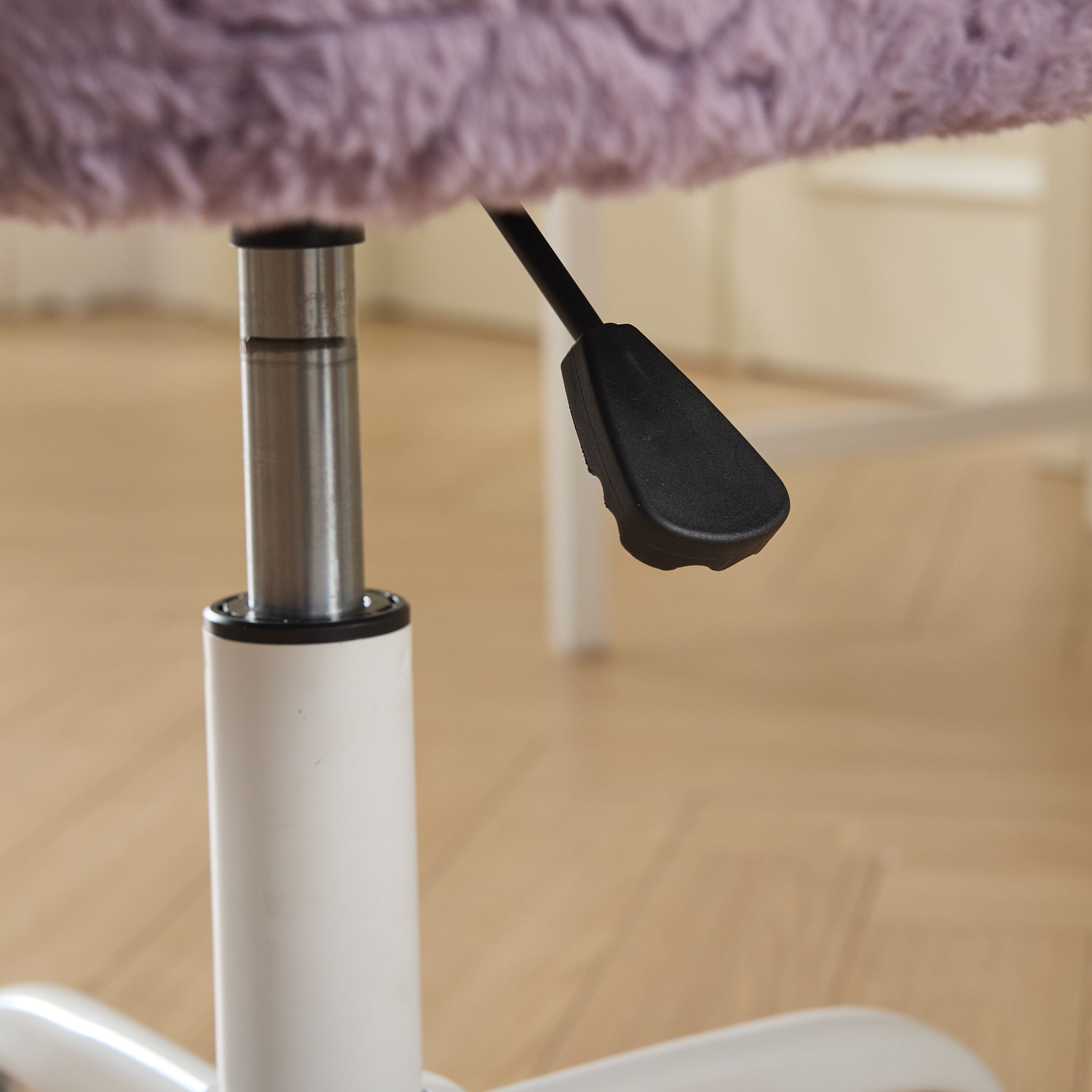 Artificial Rabbit Hair Adjustable Office Chair with Metal Base